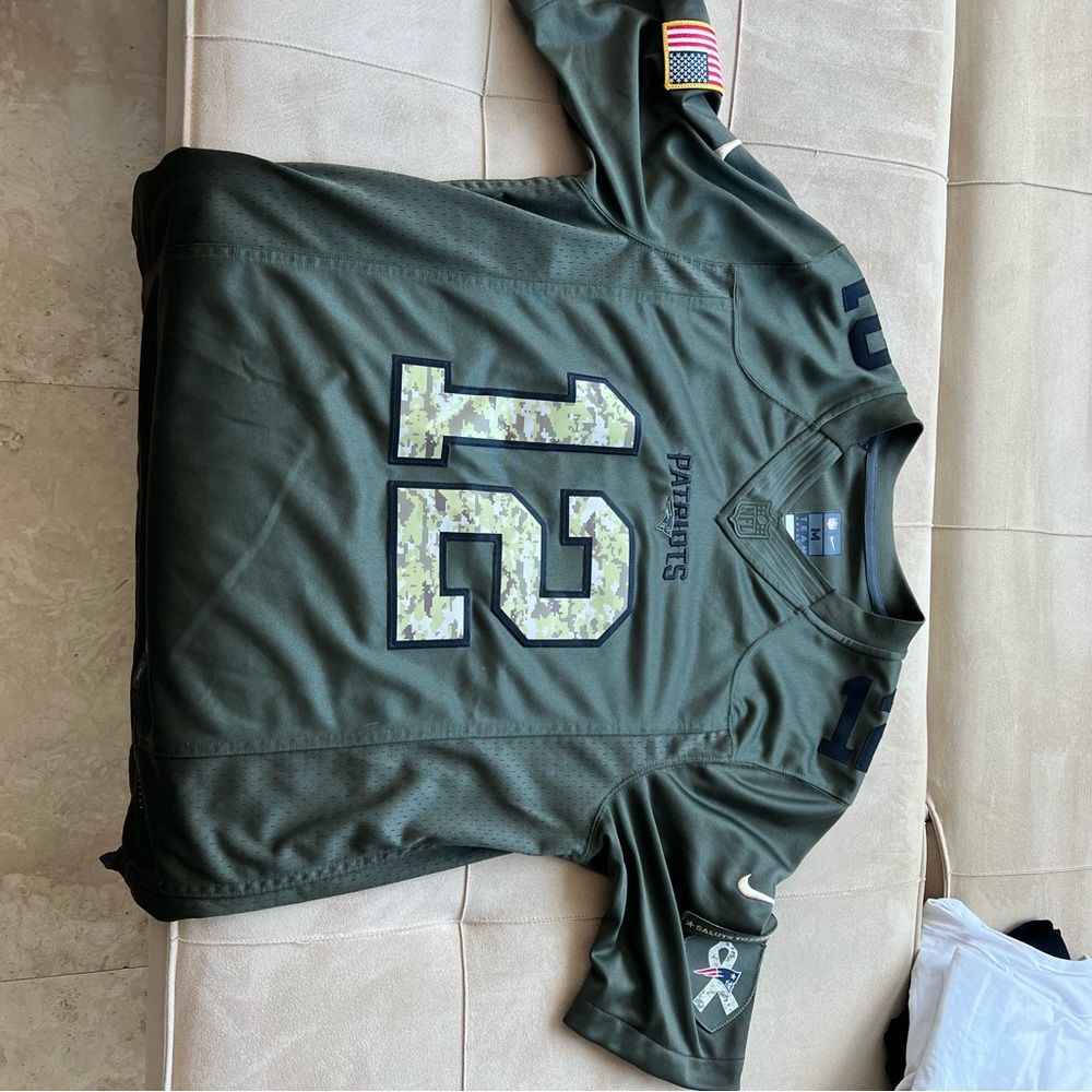 Tom Brady Salute to Service Patriots Jersey
